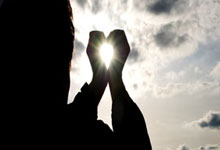 买卖股票软件:手机炒股票软件排行-9月3日国内四大证券报纸、重要财经媒体头版头条内容精华摘要